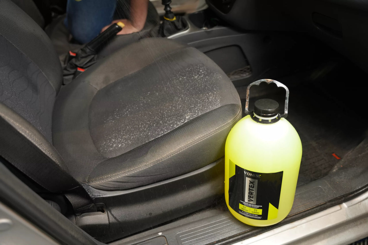 Vonixx Vertex 500 ml – Limpiador de Tapicería y Alfombras